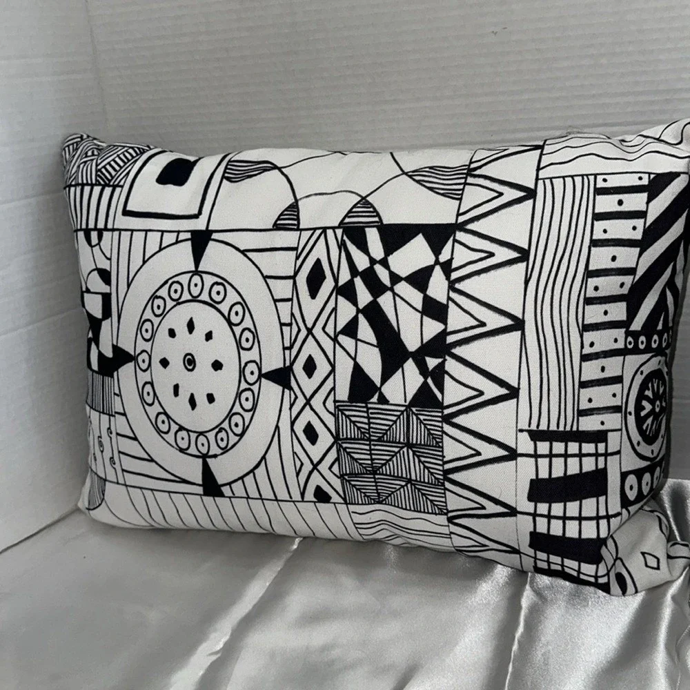Autistic Designed Geometric Throw Pillow 